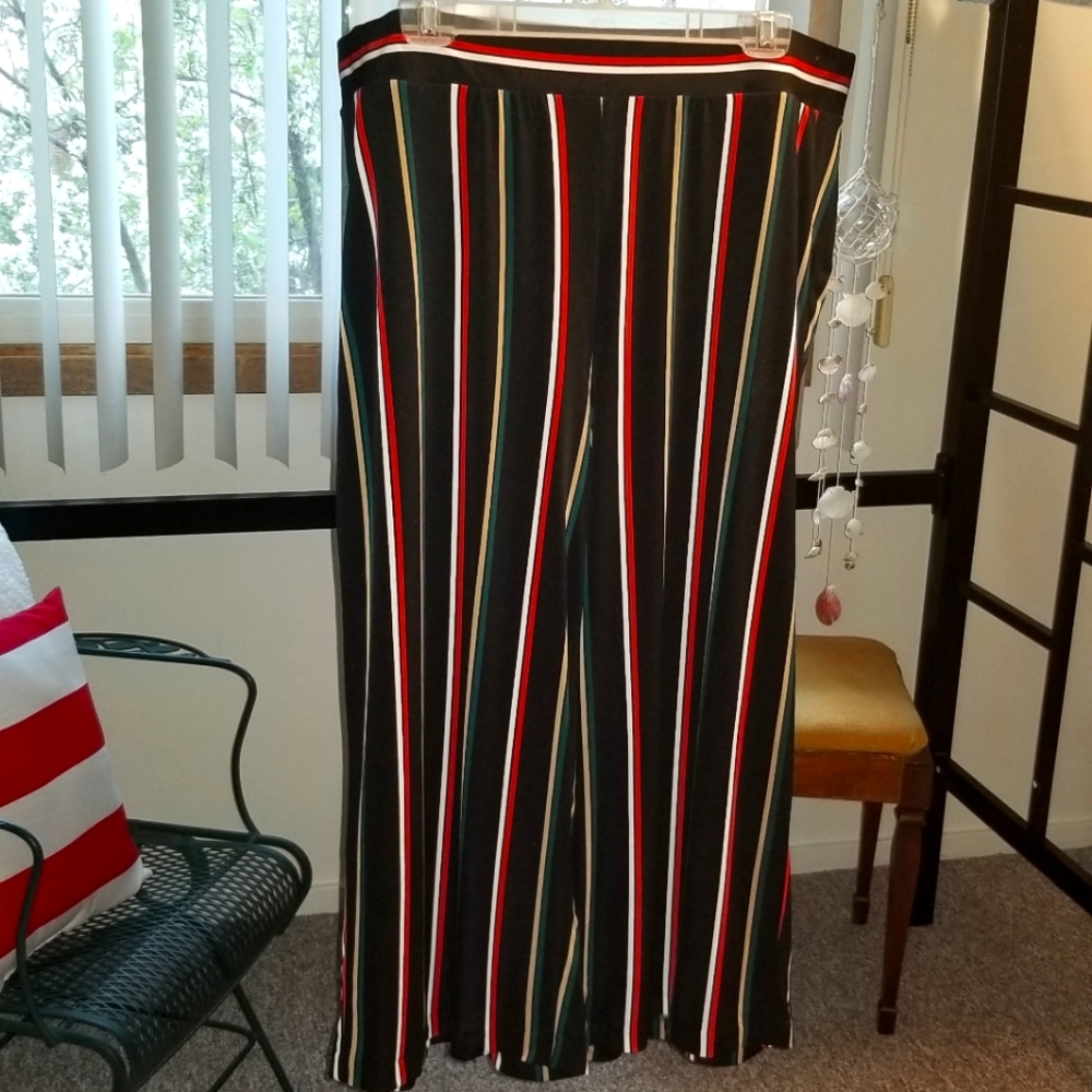 Torrid black striped wide leg dress capris.  Size 2. Excellent condition